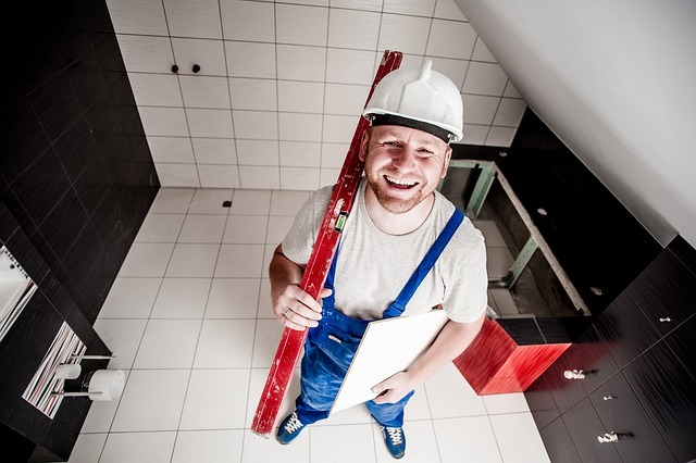 Fliesenleger (m/w/d), 1. Bild